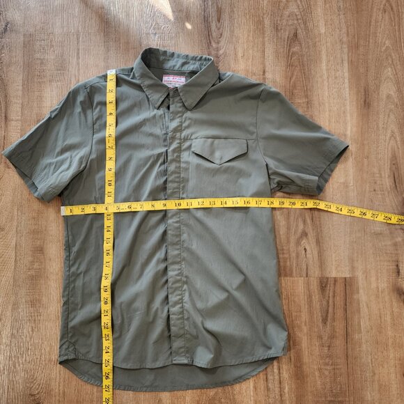 Giro Sport Design Men's Green Nylon Button Down Short Sleeve Shirt Stretchy M - Picture 3 of 8